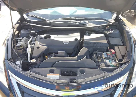 2013 Nissan Altima 2.5 Sv z USA, uszkodzony, nr VIN 1N4AL3AP9DC915383